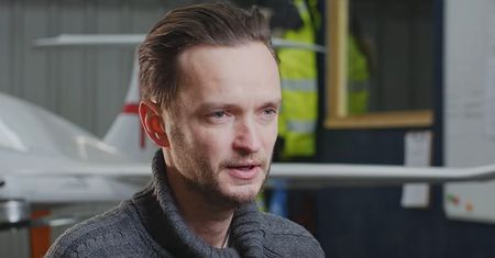 Polak miał 200 funtów i rower. Teraz ma firmę obracającą milionami