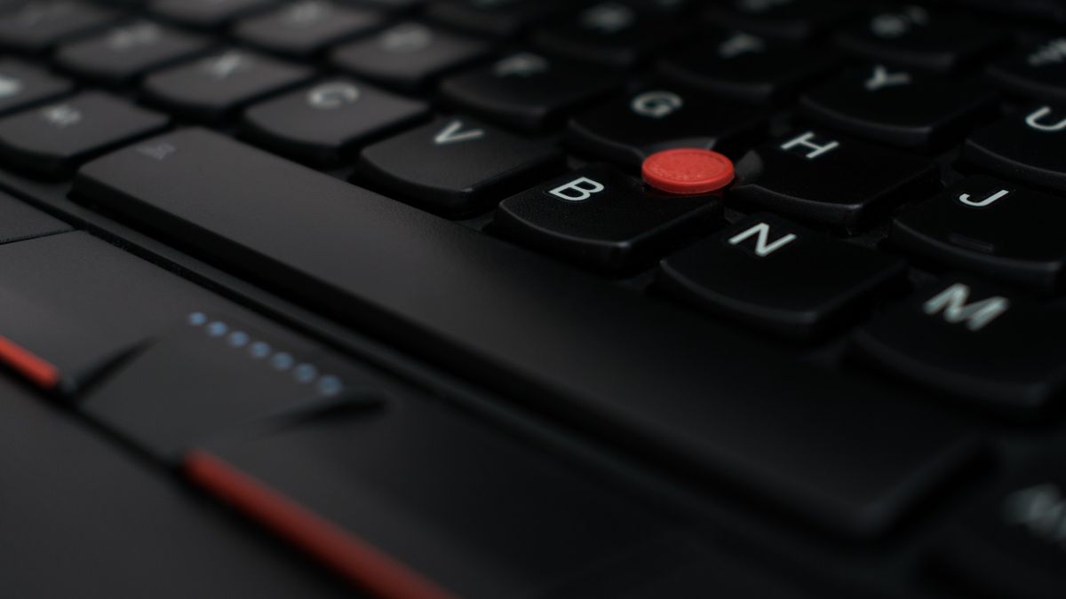 Niepodpisany firmware zagraża urządzeniom Della, HP i Lenovo (fot. Pixabay)