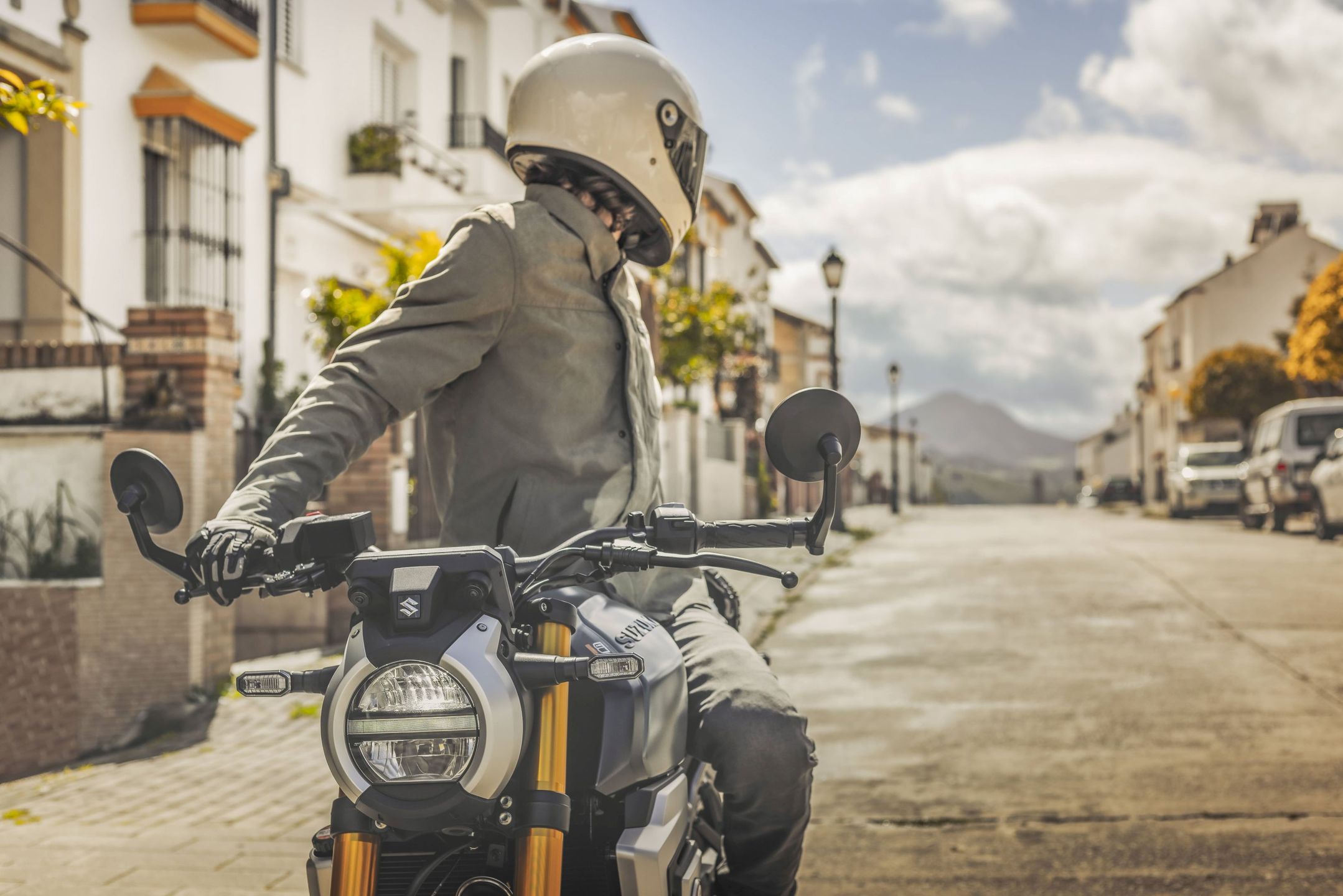 Suzuki GSX-8T i 8TT