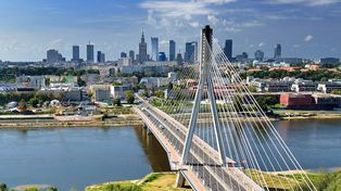 Pogoda w Warszawie. Prognoza na sobotę 25 kwietnia. Chłodny poranek i wiatr do 30 km/h