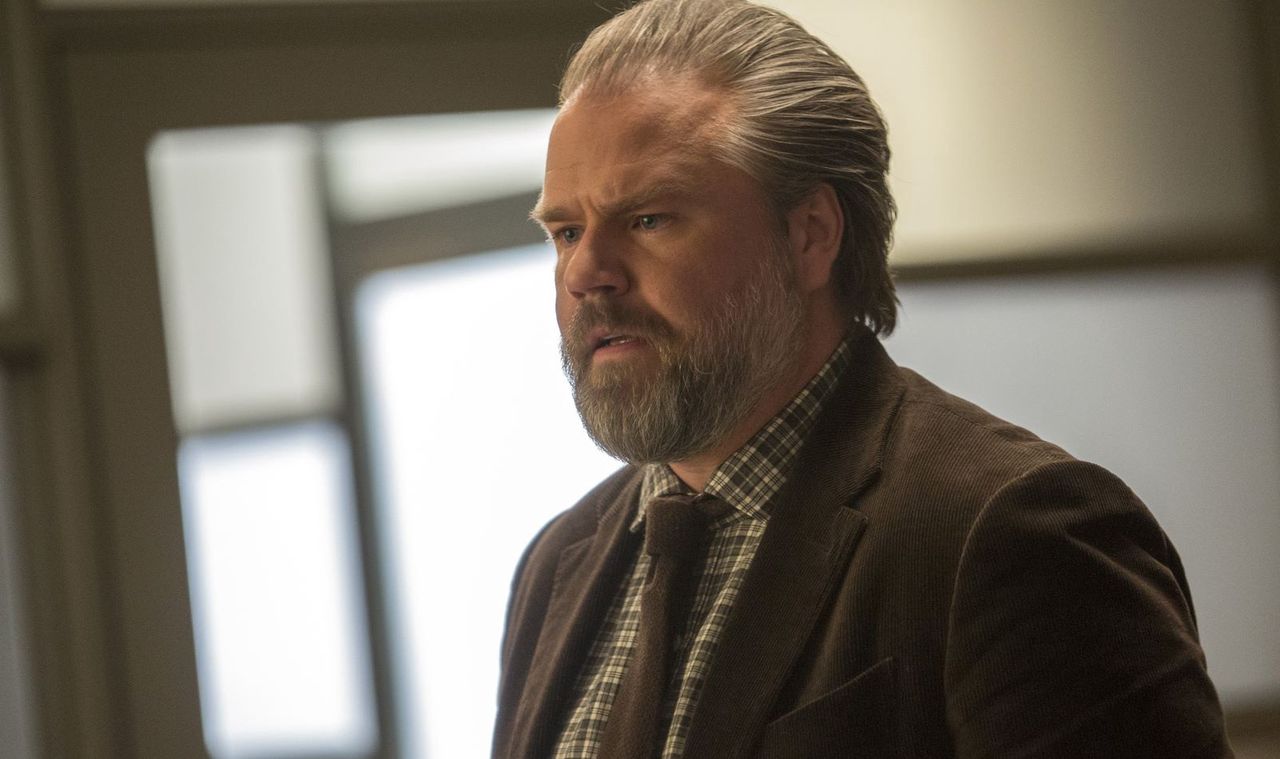 Tyler Labine ma 45 lat, urodził się w Toronto