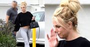 Niezadowolona Britney Spears odwiedza solarium na przepustce ze szpitala psychiatrycznego (FOTO)