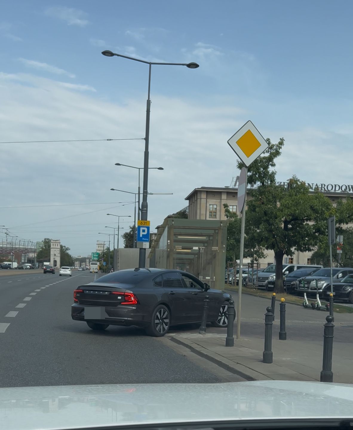 Szalony rajd Justyny Steczkowskiej po Warszawie