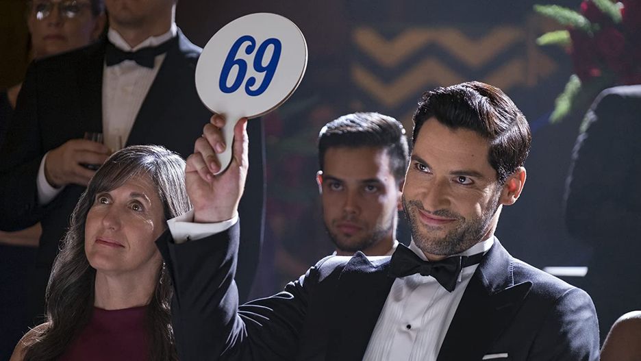 Tom Ellis jako Lucyfer Morningstar