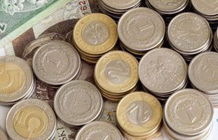 Kłopoty finansowe NFZ, dziura budżetowa przekroczy w tym roku miliard złotych