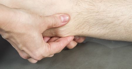 Pojawia się, gdy jelita chorują. Może ostrzegać o pasożytach