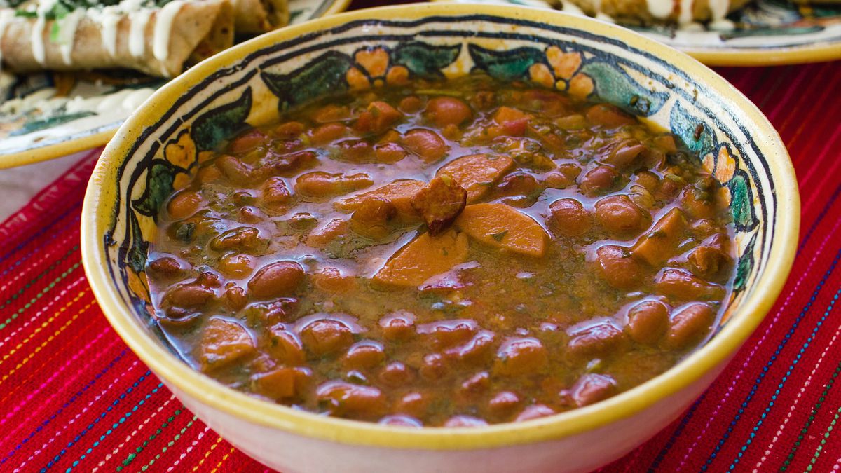 Frijoles charros