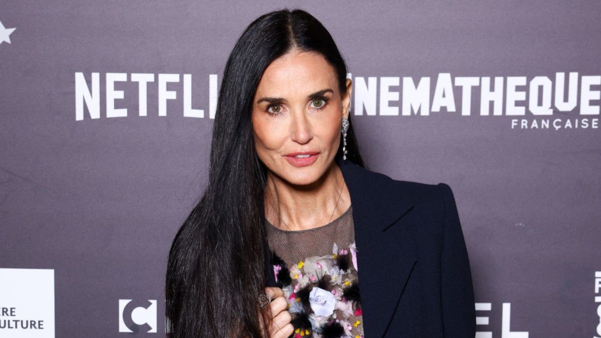 Demi Moore ujawnia lęki współczesnej Ameryki.