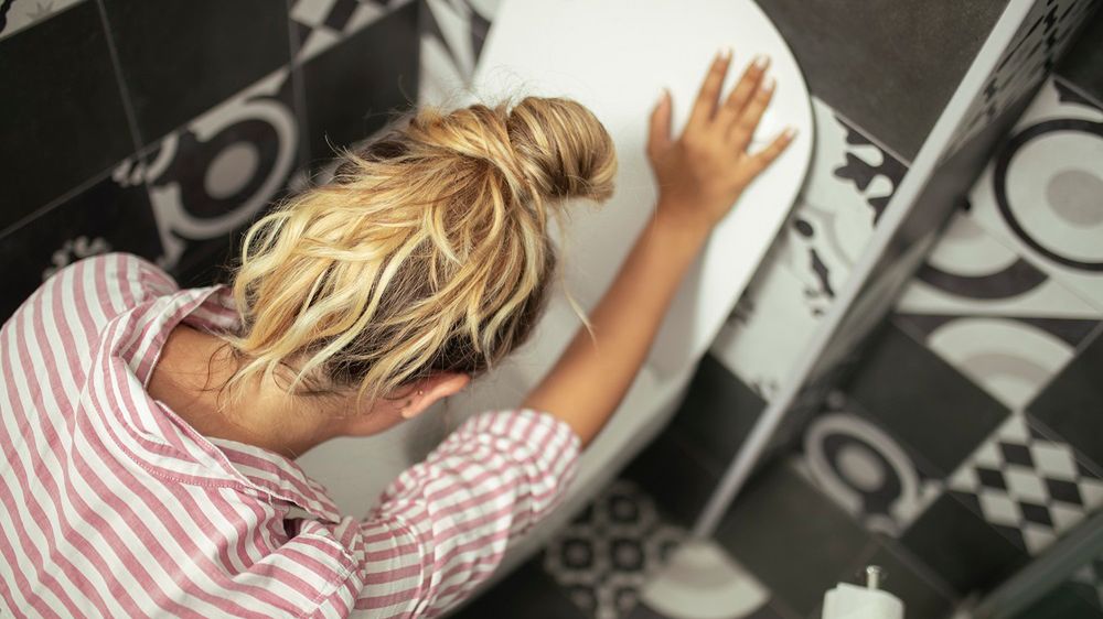 "Zimowa choroba" już w natarciu. Te objawy pojawią się jako pierwsze