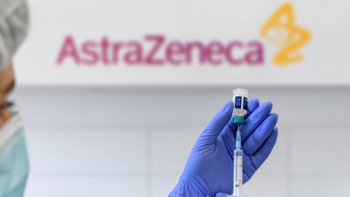 Koronawirus, covid, szczepienie, szczepienia, szczepionka, astrazeneca, astra, strzykawka