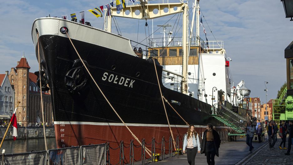 Gdańsk, 07.10.2021. Statek-muzeum "Sołdek" w Gdańsku, 7 bm. Trwa otwarcie na statku nowej wystawy stałej. (kf) PAP/Piotr Wittman