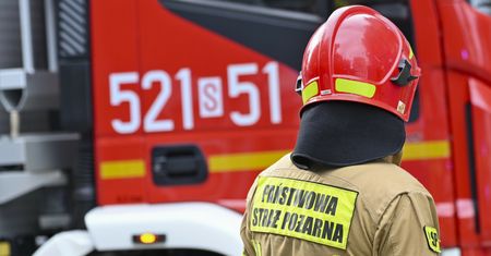 Pożar w Warszawie. Płonęła hala namiotowa