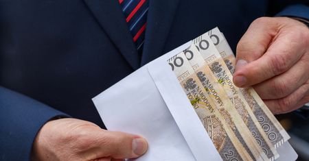 Ile dać w kopercie na wesele? Jednoznaczna rada eksperta