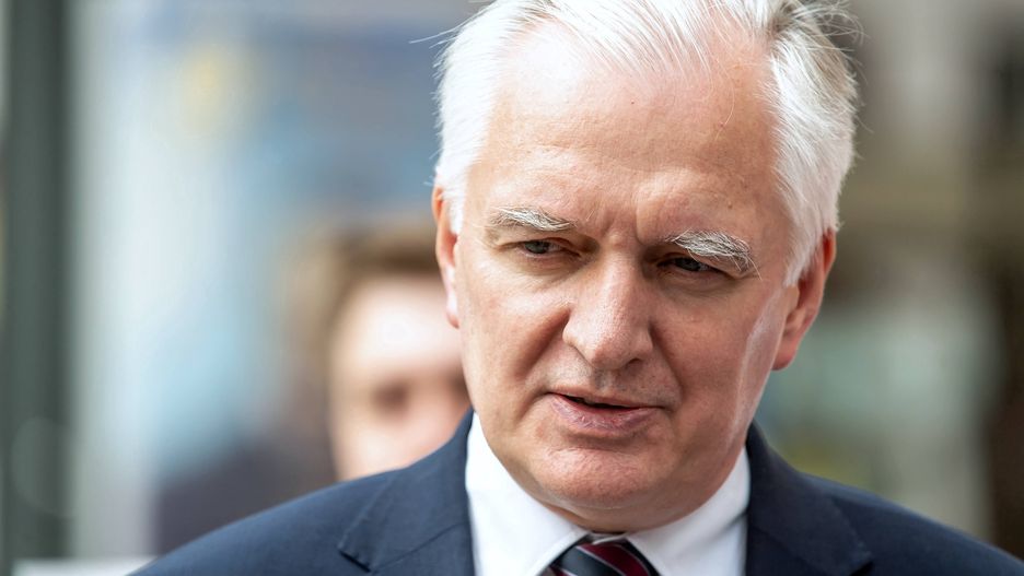 Pfizer. Szczepionka na COVID przymusowa? Jarosław Gowin tłumaczy