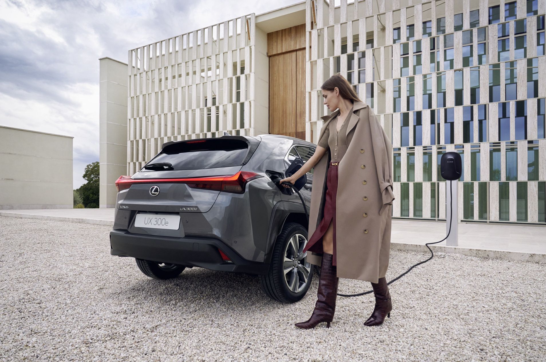 Nowy Lexus UX 300e