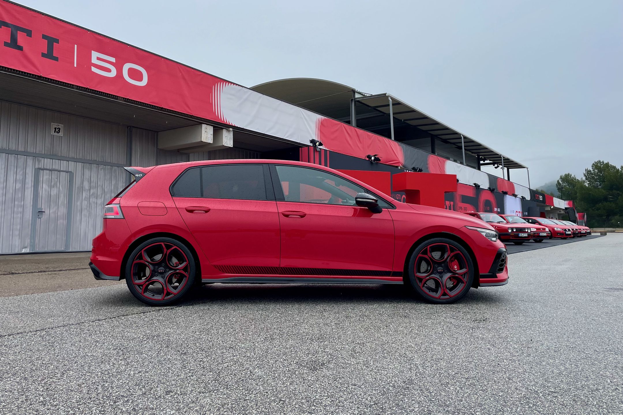 Volkswagen Golf GTI Edition 50