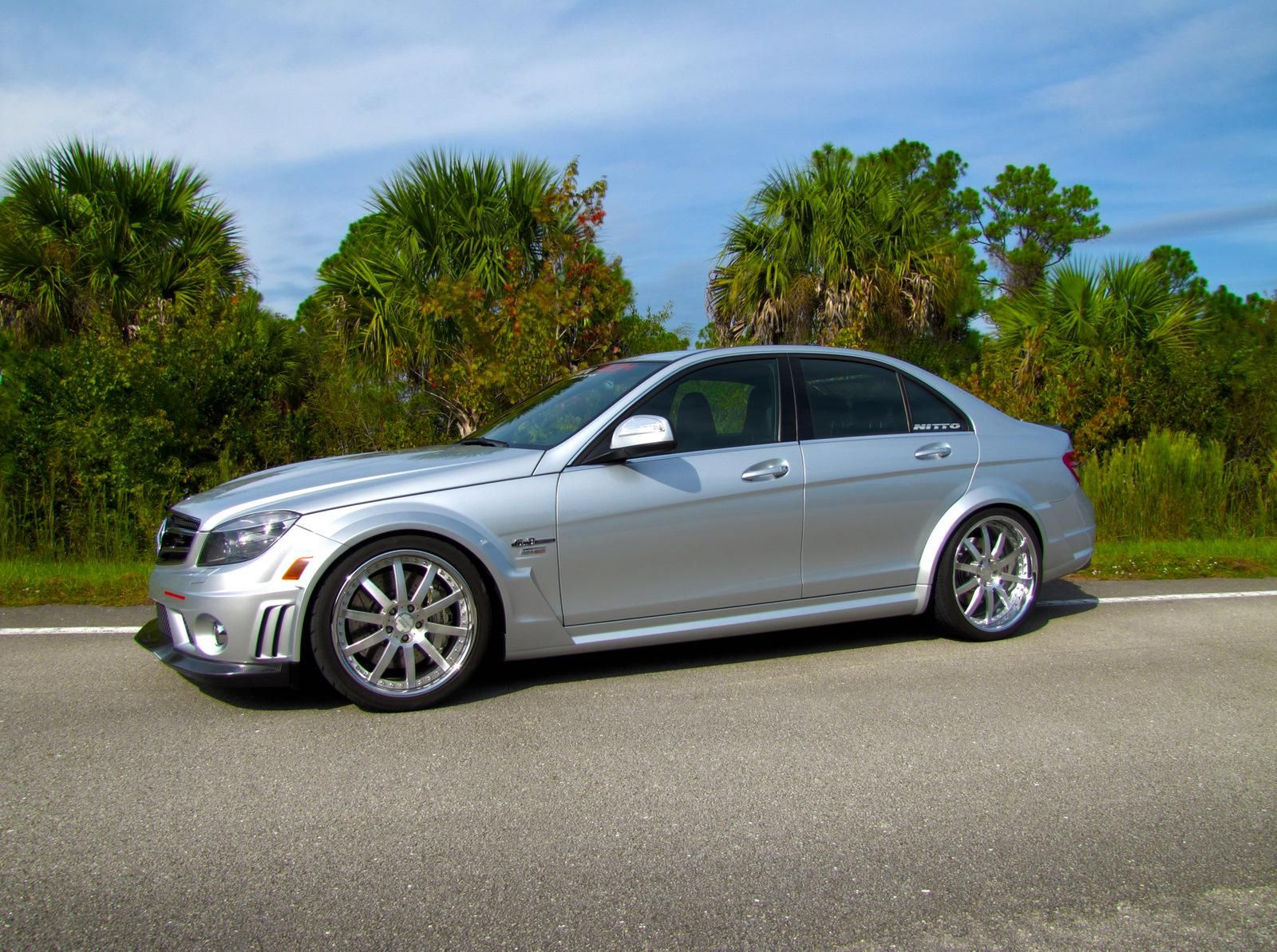 Mercedes-Benz C 63 AMG po tuningu [Galeria] 19