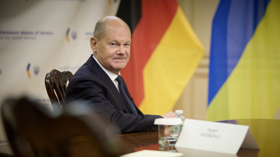 NEW YORK, UNITED STATES - SEPTEMBER 23: (----EDITORIAL USE ONLY  MANDATORY CREDIT - 'UKRAINIAN PRESIDENCY PRESS SERVICE/ HANDOUT' - NO MARKETING NO ADVERTISING CAMPAIGNS - DISTRIBUTED AS A SERVICE TO CLIENTS----) German Chancellor Olaf Scholz hold talks with President of Ukraine Volodymyr Zelenskyy (not seen) at the United Nations Headquarters in New York, United States on September 23, 2024. (Photo by Ukrainian Presidency Press Service/Anadolu via Getty Images)