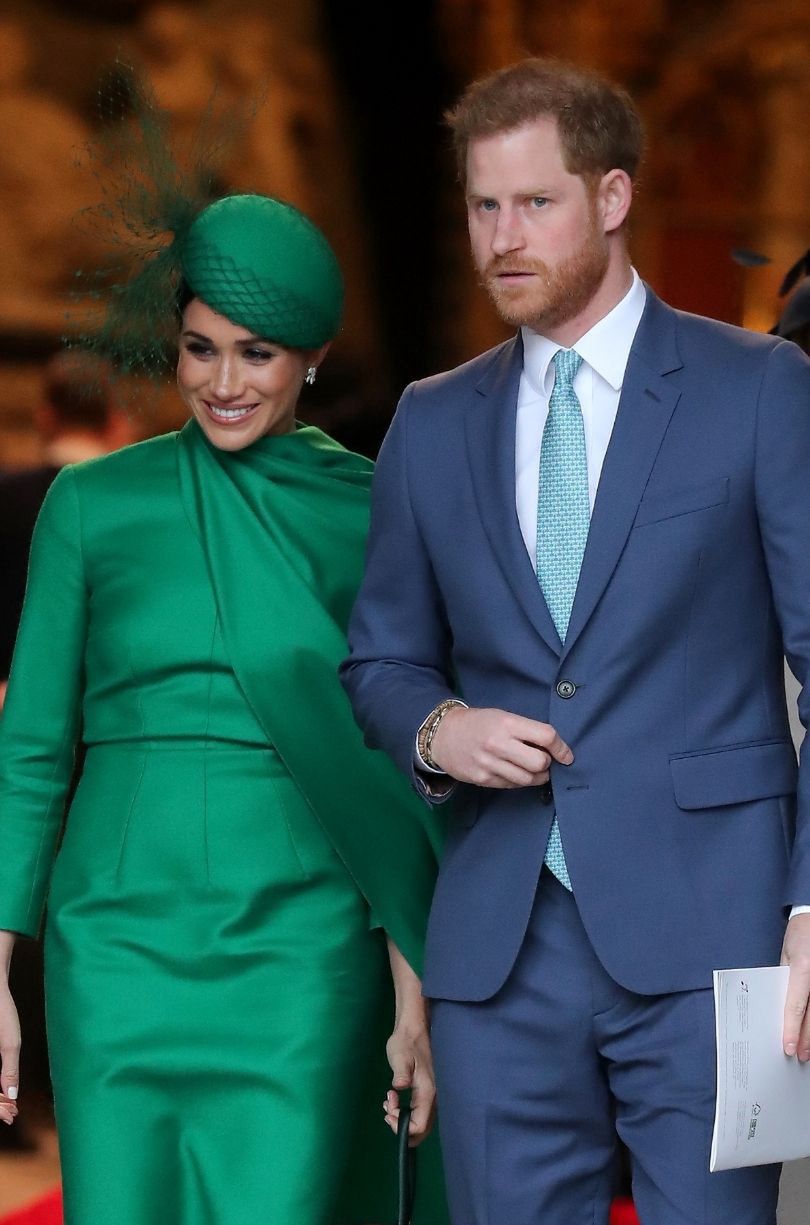 Książę Harry broni "The Crown"