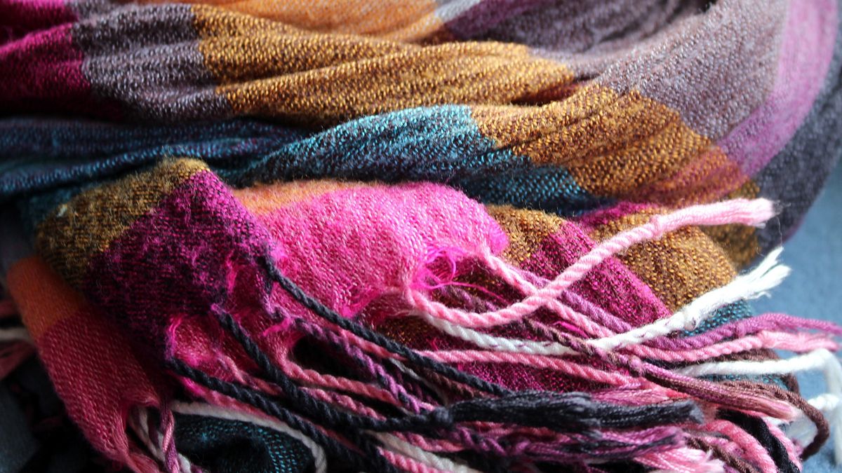 Zakaz noszenia szalików