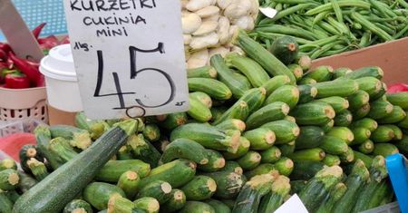 Mini cukinia kosztuje fortunę. Na targu jest 9 razy droższa od zwykłej