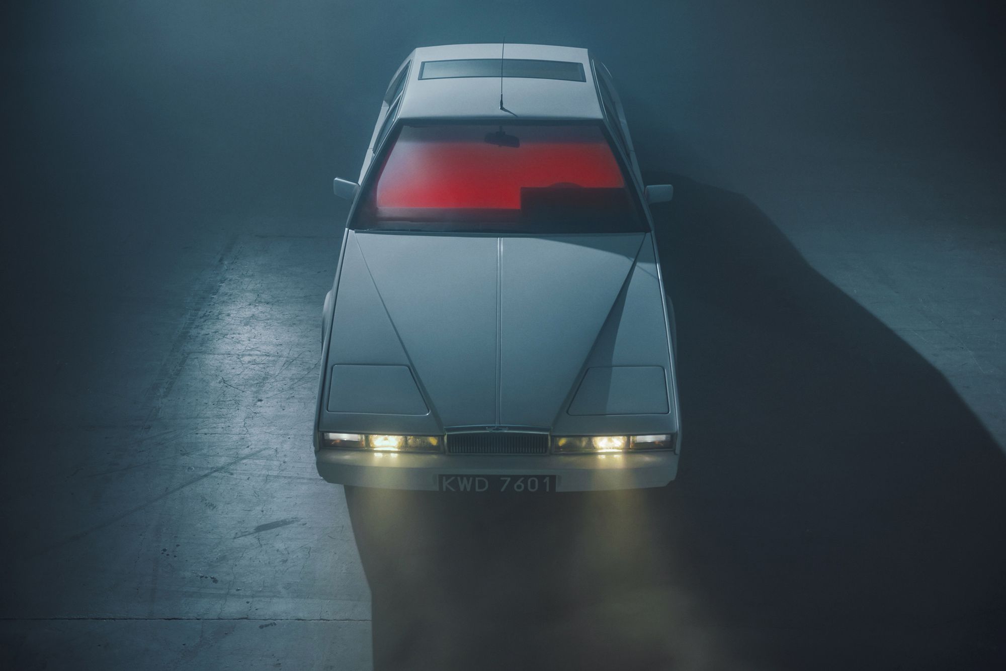 Aston Martin Lagonda – legenda lat 80. ożywa na zdjęciach Tomka Olszowskiego 2