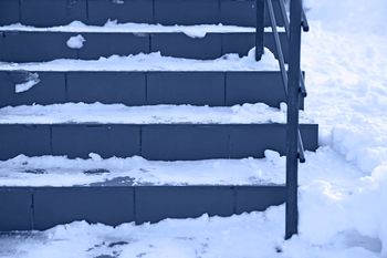 Instalacja antyoblodzeniowa zapewni nam komfort w zimie. Ile kosztuje?