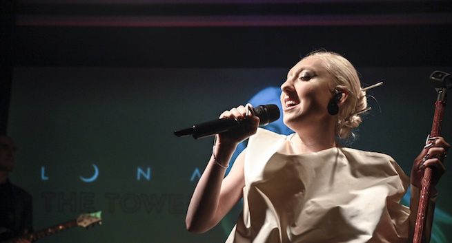 Polacy pesymistycznie o awansie Luny i "The Tower" do finału Eurowizji