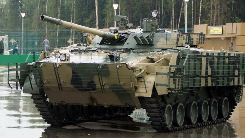 Bojowy wóz piechoty BMP-3. Widoczne ażurowe ekrany przeciwkumulacyjne