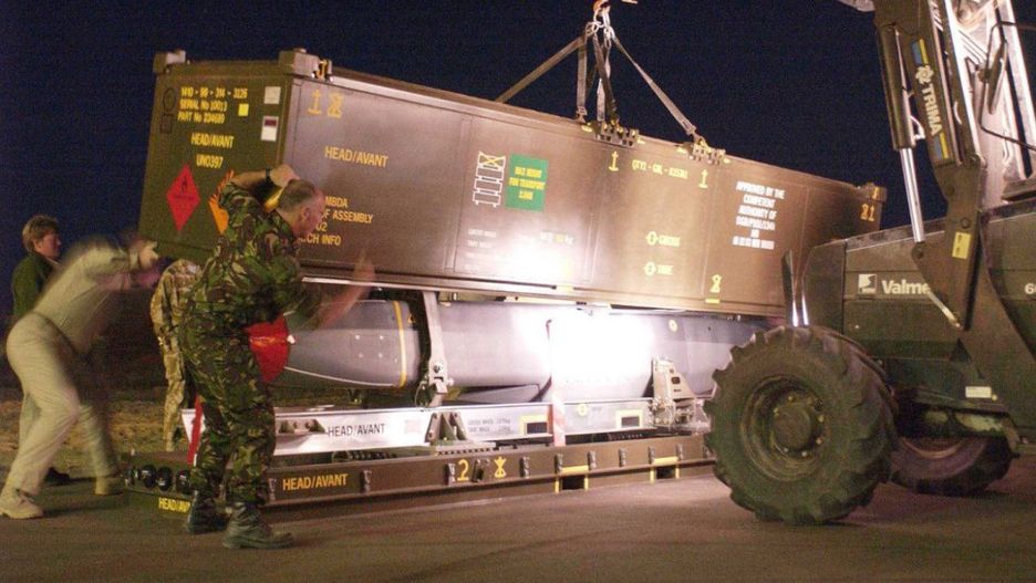 Storm Shadow w trakcie przygotowań do transportu