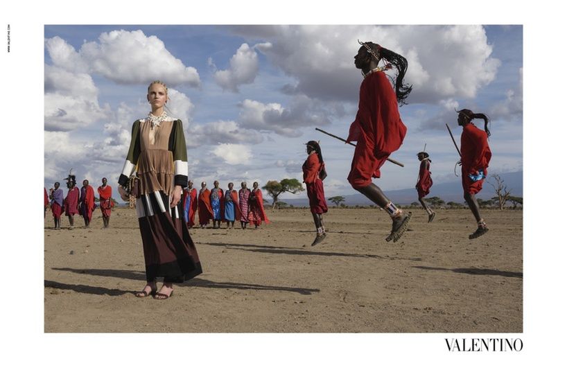 Steve McCurry fotografował wojny, teraz przygotował sesję dla Valentino 7