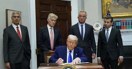 Trump na wojnie z koncernami farmaceutycznymi. Zapłaci za to pacjent UE?