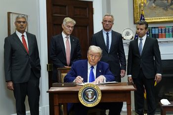 Trump na wojnie z koncernami farmaceutycznymi. Zapłaci za to pacjent UE?