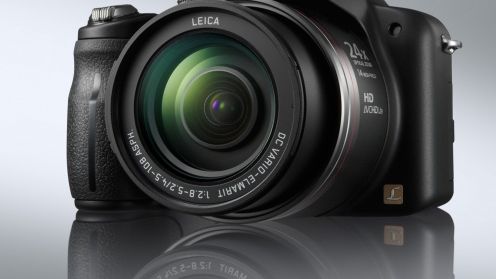 Panasonic Lumix DMC-FZ45 z 24-krotnym zoomem i HD 1