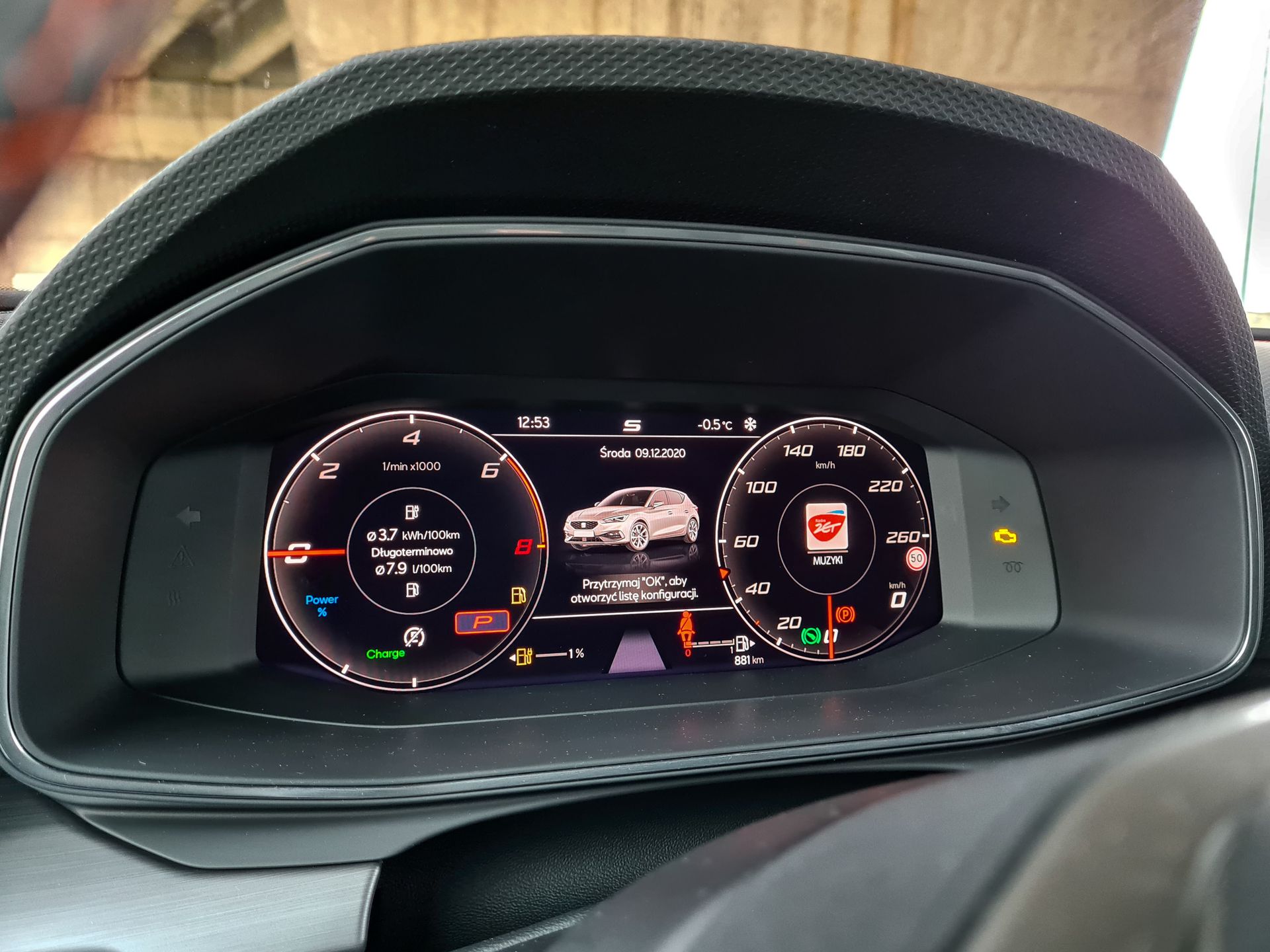 Seat Leon e-HYBRID: System zarządzania energią i sterowanie dotykowe 27