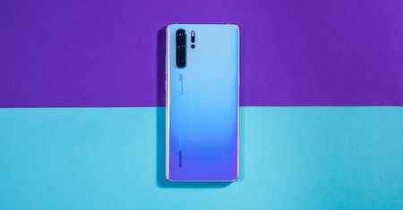 Jak zabezpieczyć ekran Huawei P30 i P30 Pro? InvisibleShield ma odpowiedź