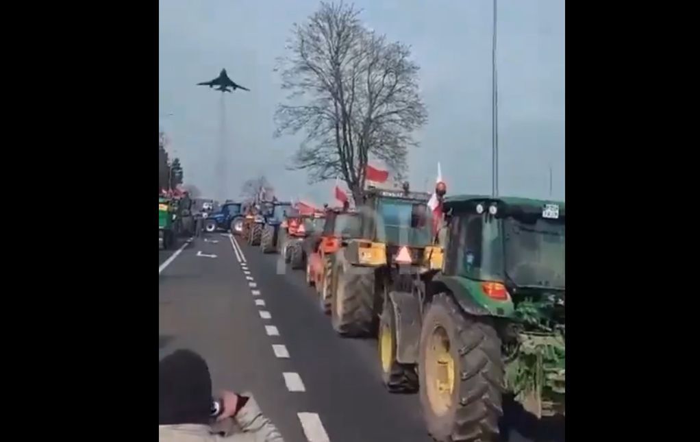 "Brak wyobraźni"? Wojsko komentuje nagranie rolników z DK11