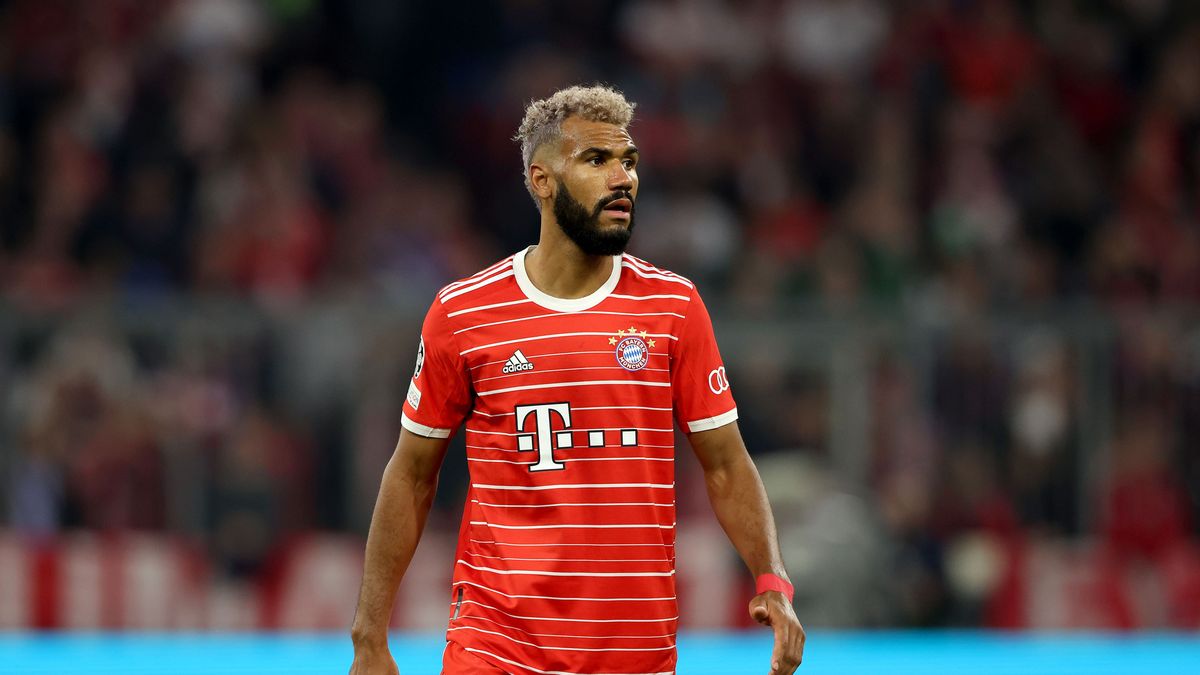 MUNICH, GERMANY - OCTOBER 04:  Eric Maxim Choupo-Motingof FC Bayern München looks on during the UEFA Champions League group C match between FC Bayern München and Viktoria Plzen at Allianz Arena on October 04, 2022 in Munich, Germany. (Photo by Alexander Hassenstein/Getty Images)