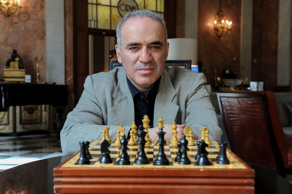 Kasparow staje w obronie Polski. "Niewygodna prawda jest omijana"