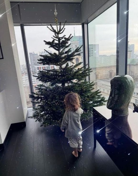 Idealne miejsce na choinkę w mieszkaniu Kasi Sokołowskiej