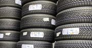 Opony zimowe w promocji. Rocznik 2023 – ma to sens?