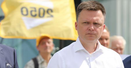 Hołownia grzmi ws. afery mailowej. "Nie zdziwię się jak zobaczę, że po prostu ordynarnie kradną"
