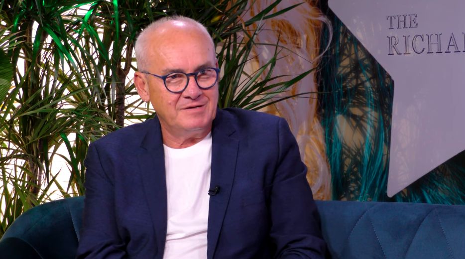 Michał Olszański w internetowym show Moniki Richardson