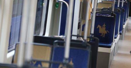 Wsiadł do tramwaju i pytał, kto głosował na Tuska. "Rozpętało się piekło"