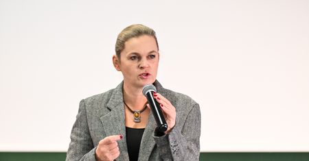 Edukacja zdrowotna. Nowacka: podstawa programowa będzie trochę inna