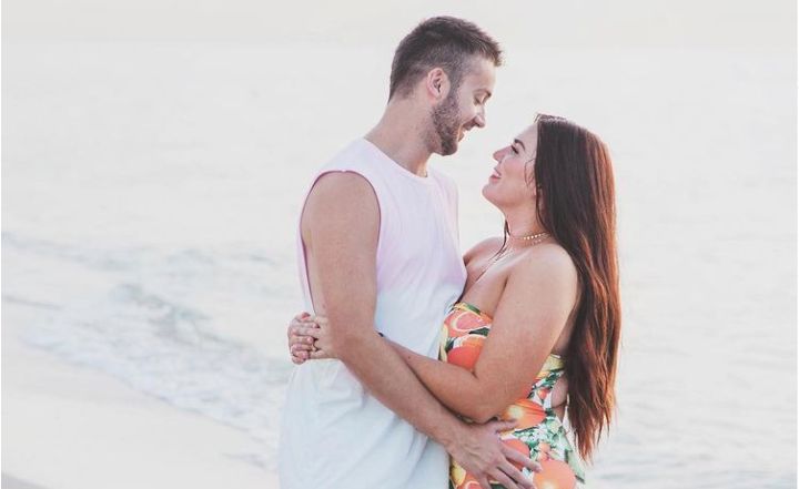 Pokazał zdjęcie żony w bikini