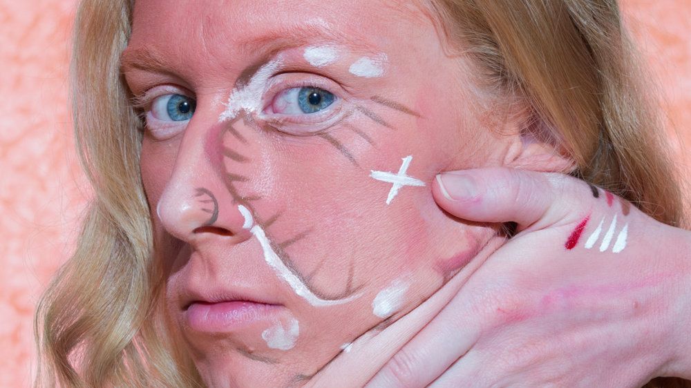 Premiera projektu "I am a Woman and I Feast on Memory" Ilony Szwarc w 6x7 Leica Gallery 1