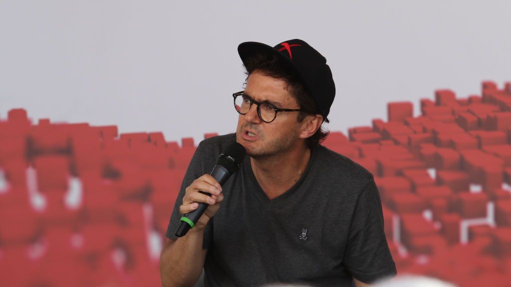 Kuba WOjewódzki zmienił auto i wynajął ochronę