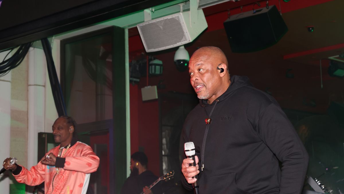 LAS VEGAS, NEVADA - FEBRUARY 11: Snoop Dogg and Dr. Dre attend Flipper's Roller Boogie Palace After Party at the Encore Beach Club at Encore Las Vegas on February 11, 2024 in Las Vegas, Nevada. (Photo by Johnny Nunez/FilmMagic,)