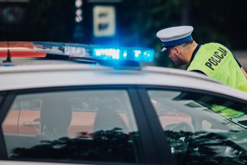 Groźny wypadek w Żywcu. BMW potrąciło pieszych na pasach